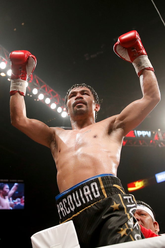 Photos: Manny Pacquiao defeats Adrien Broner to retain welterweight title