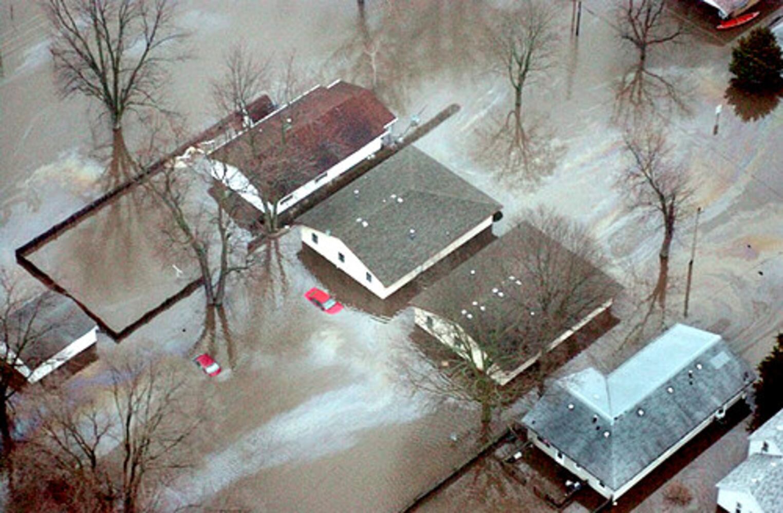 Midwest deals with flooding
