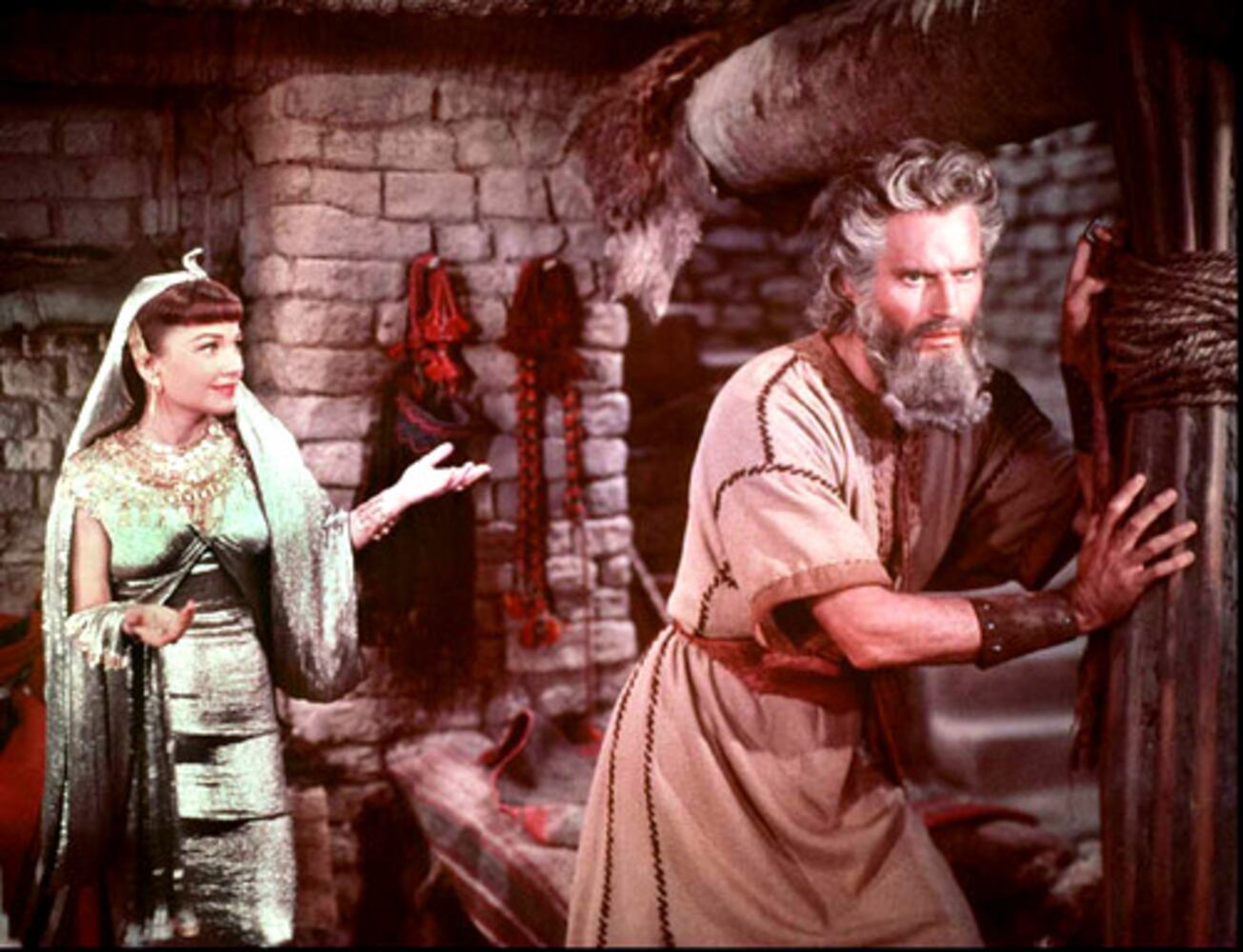 Charlton Heston dies
