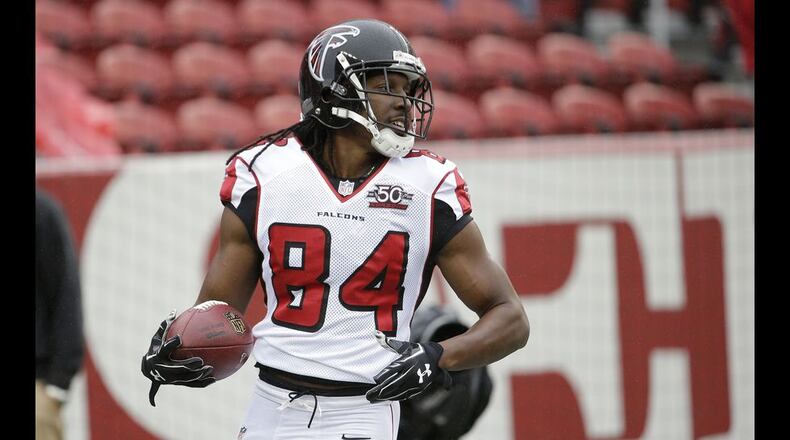 Atlanta Falcons wide receiver Roddy White (84) warms up before an NFL football game against the San Francisco 49ers in Santa Clara, Calif., Sunday, Nov. 8, 2015. (AP Photo/Marcio Jose Sanchez)
