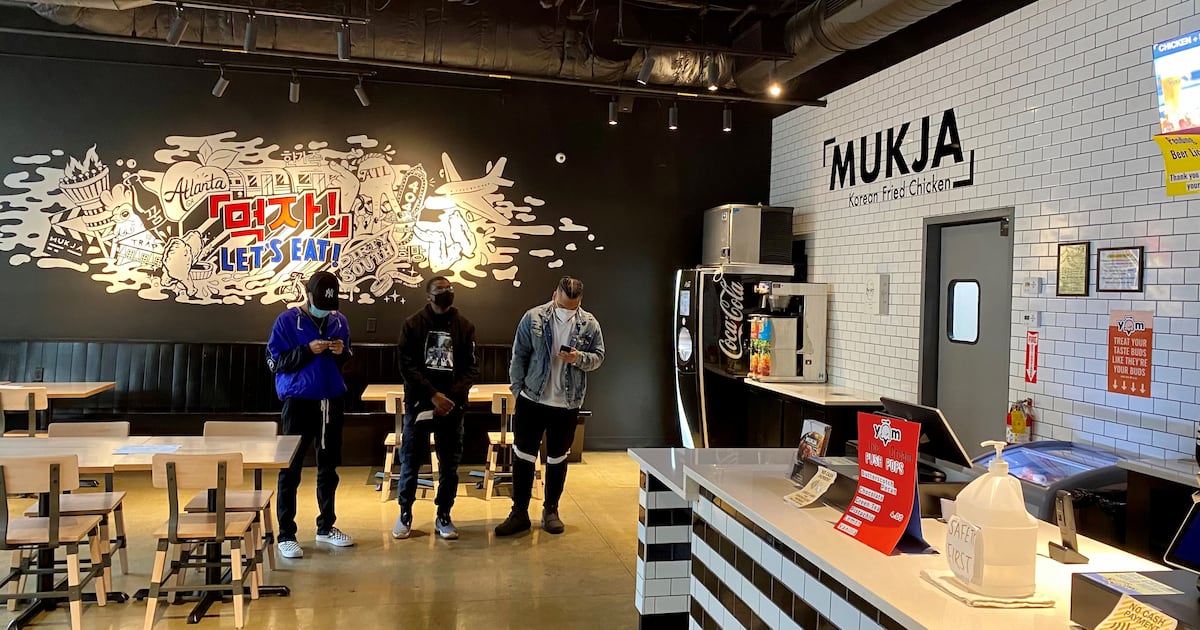 Mukja Korean Fried Chicken closes its doors, and more from the Atlanta dining scene