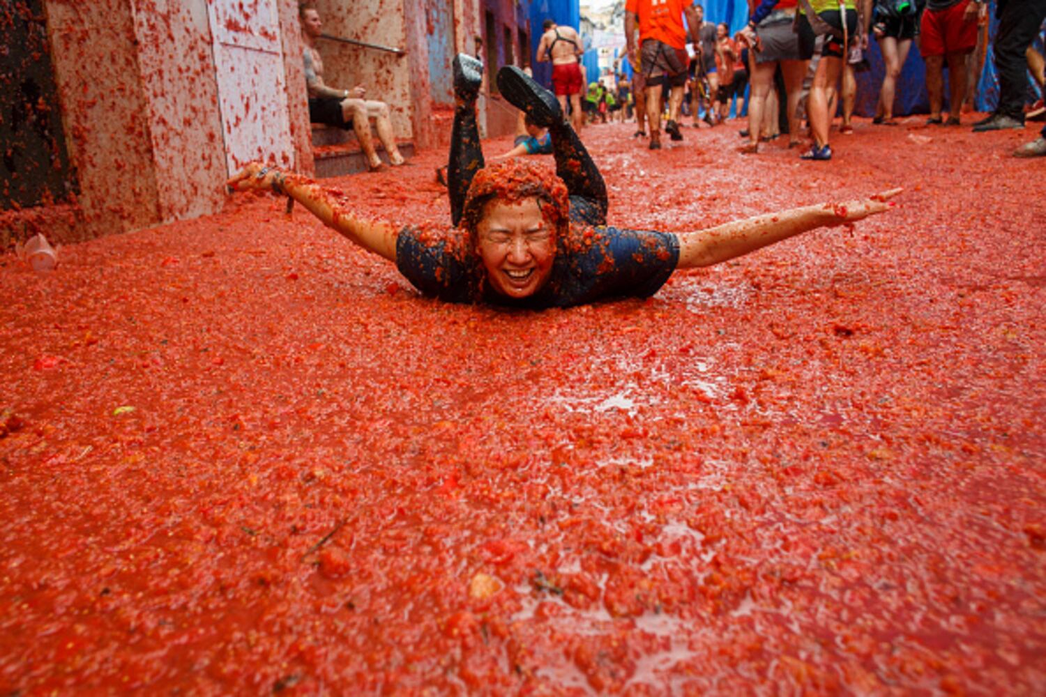 Photos: Spain’s Tomatina Festival paints city red