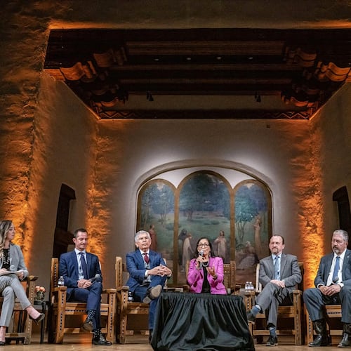 Gubernatorial candidates, from second left, Doug Turner, Duke Rodriguez, Deb Haaland, Gregg Hull and Sam Bregman answer questions from moderators Rikki-Lee Chavez, left, and Matthew Jaramillo, right, during a forum, April 22, 2026, in Santa Fe, N.M. (Gabriela Campos/Santa Fe New Mexican via AP)