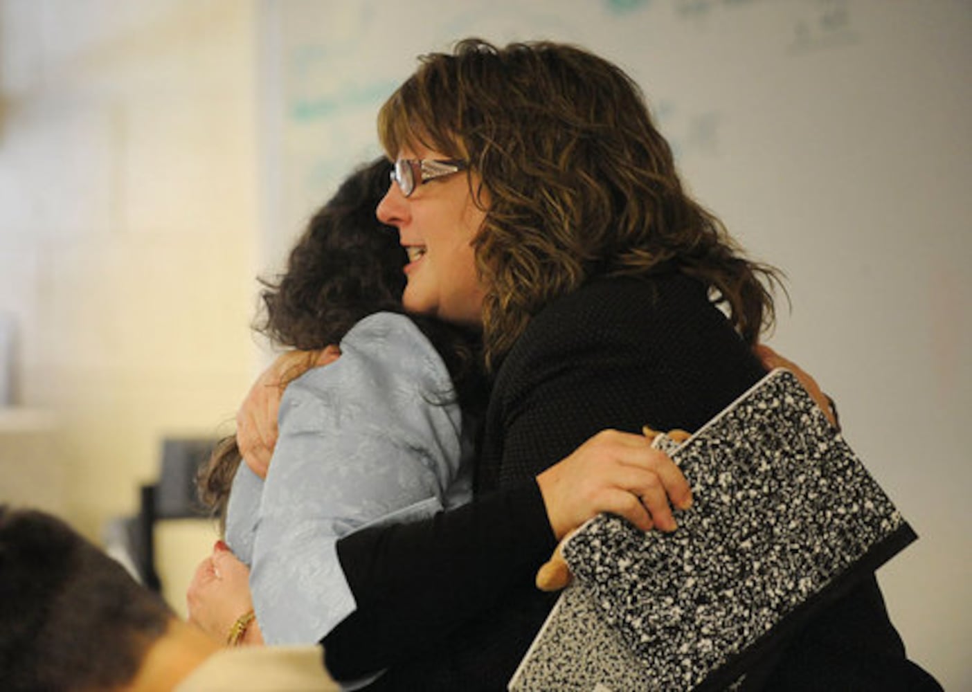 Kathy Cox visits displaced students