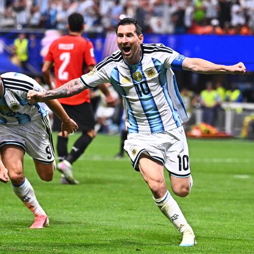 Argentina's Lionel Messi (10) celebrates scoring their second goal during the World Cup round of 16 soccer match between Argentina and Egypt in Atlanta, Tuesday, July 7, 2026. (AP Photo)