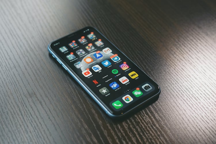 New research out of the University of Georgia has revealed that technology may be able to help today’s aging population stay socially active in a major way. (Courtesy of Jonas Lee/Unsplash)