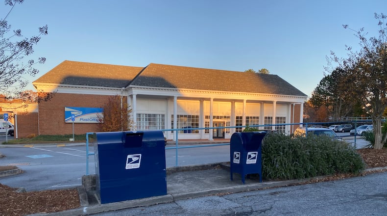 The amount of checks stolen from a Dunwoody Post office since last summer total nearly $500,000 and there are no significant leads on the cases, according to police. Credit Adrianne Murchison