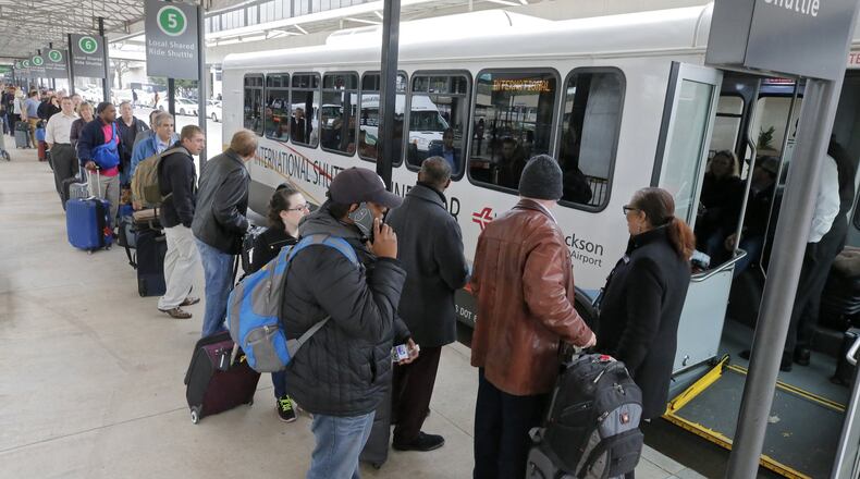 Hartsfield-Jackson shuttle. BOB ANDRES /BANDRES@AJC.COM