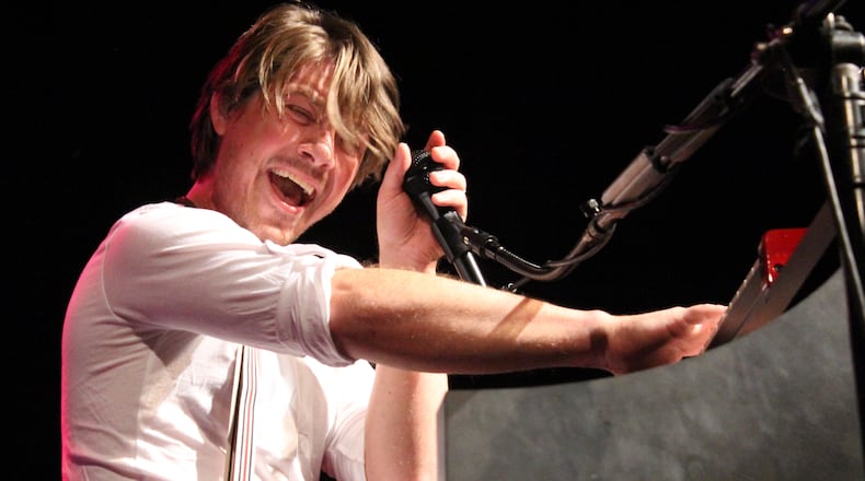 Taylor Hanson didn't hold back with the passionate vocals at Center Stage in 2015. Photo: Melissa Ruggieri/AJC.