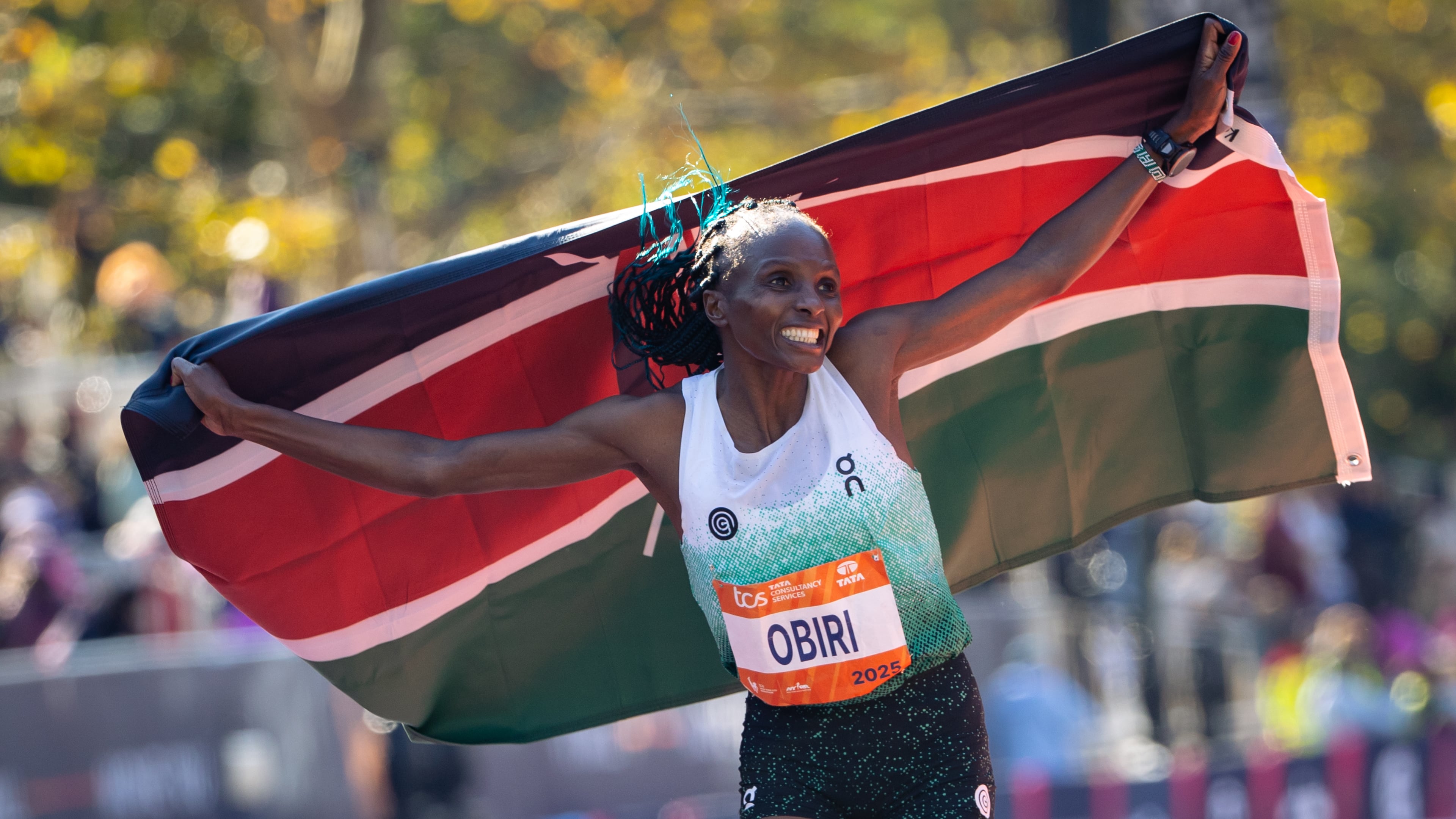 Hellen Obiri celebrates winning first place in the women's elite division of the New York City Marathon, Sunday, Nov. 2, 2025, in New York. (AP Photo/Angelina Katsanis)