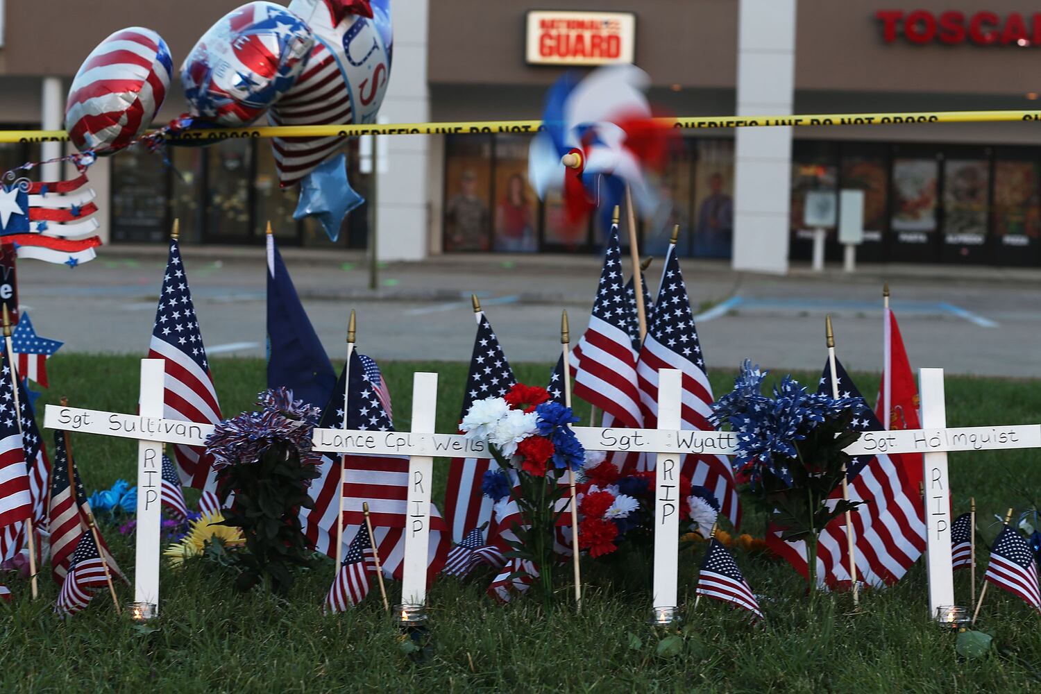 Memorial setup for Chattanooga shooting victims