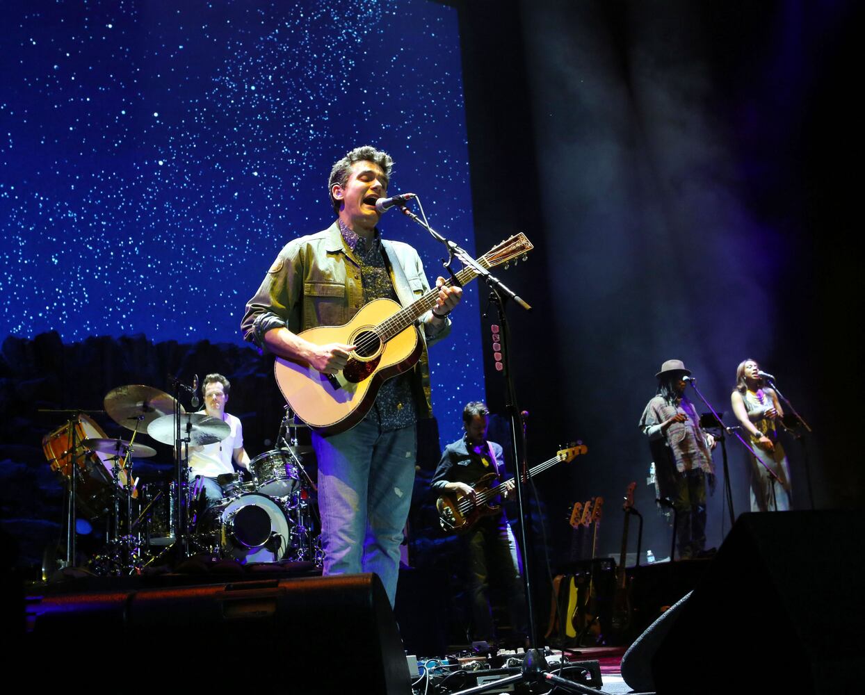 Born and Raised World Tour 2013