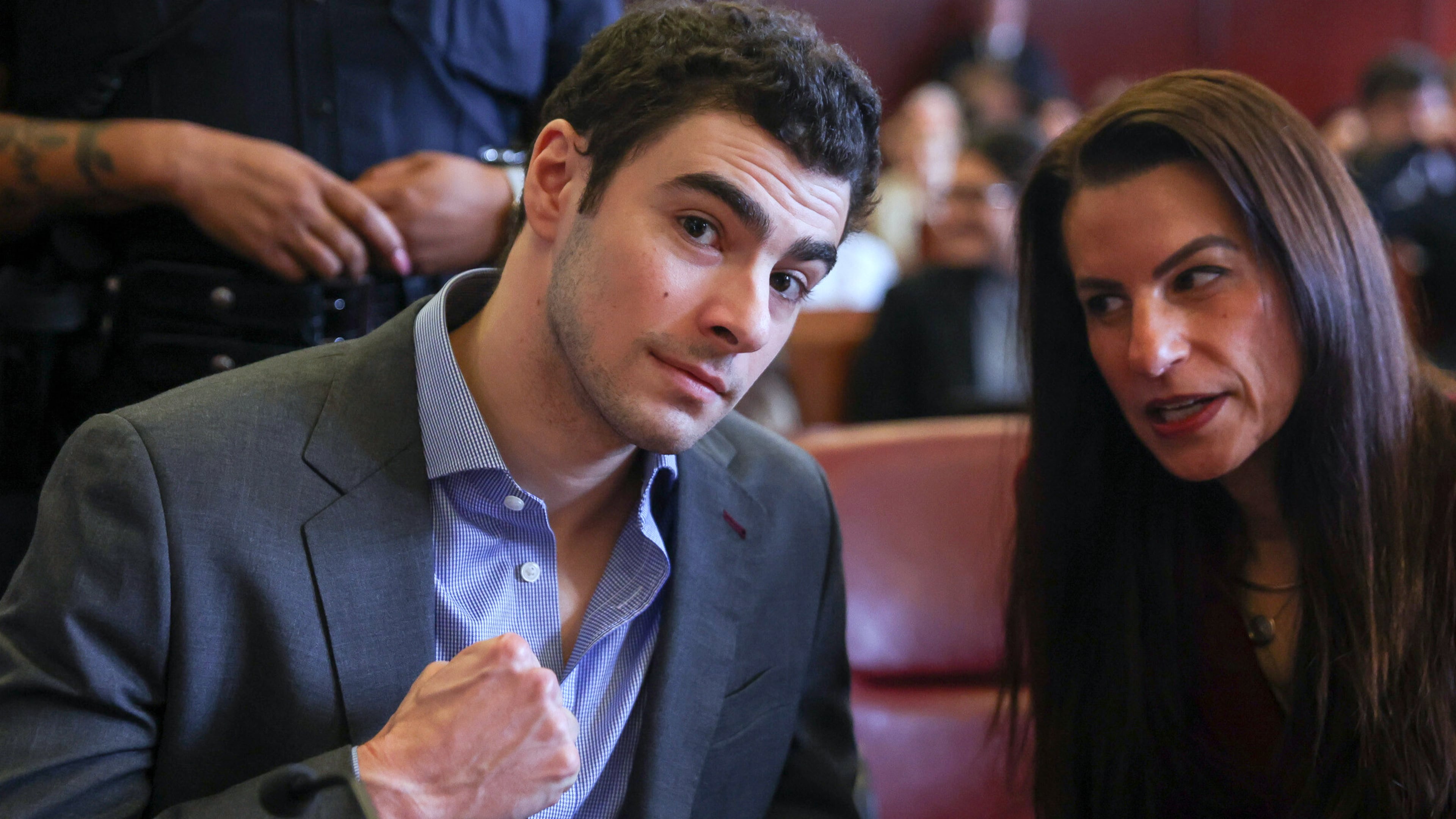 Luigi Mangione appears in Manhattan Criminal Court, Monday, Dec. 8, 2025, in New York. (Sarah Yenesel/Pool Photo via AP)