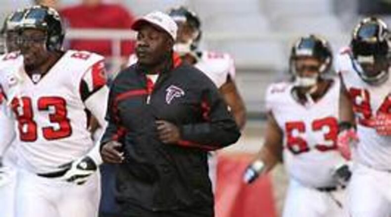 Emmitt Thomas leading the Falcons back in the tough 2007 season. .