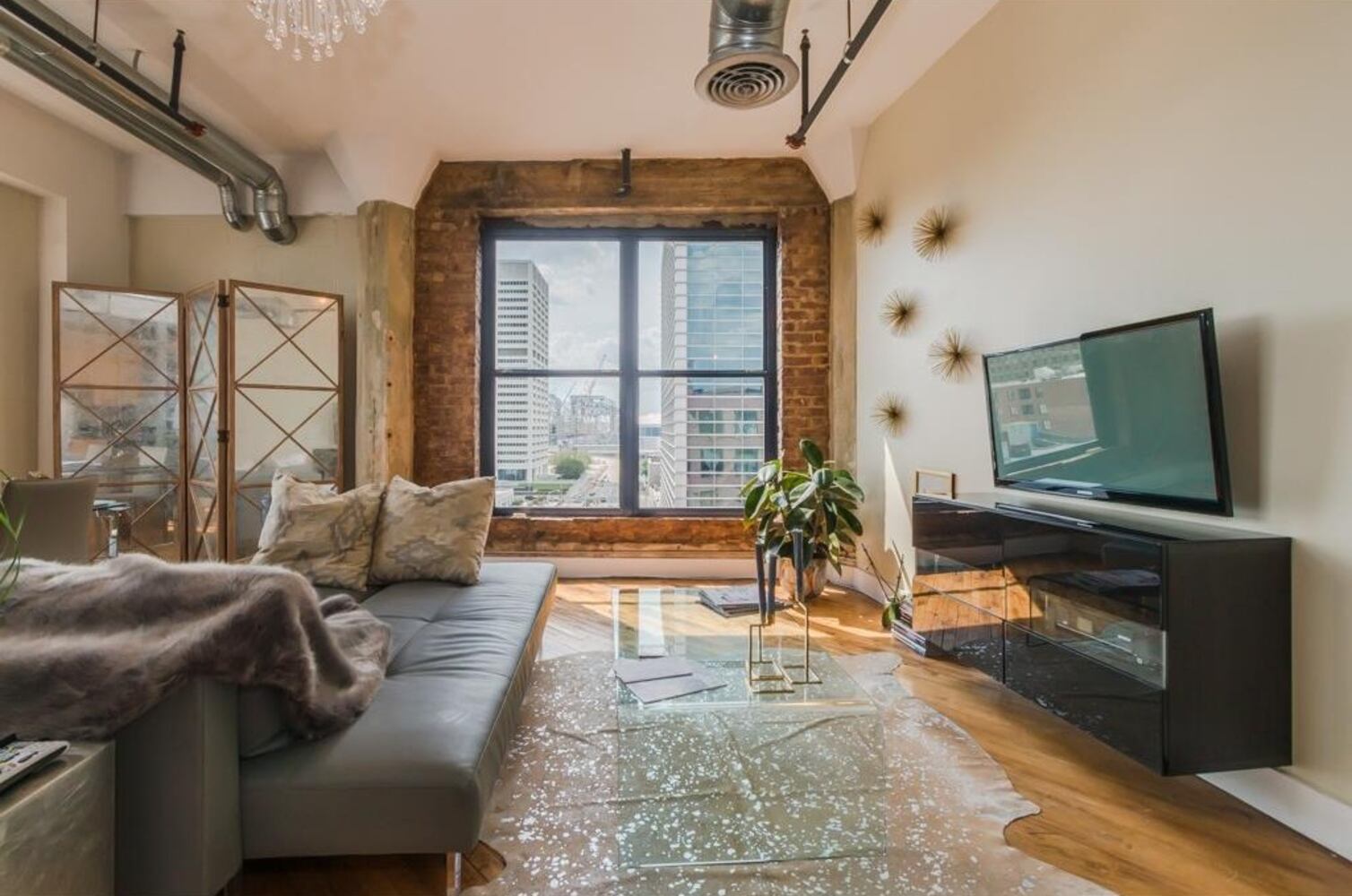 87 Peachtree St SW APT 701, Atlanta, GA 30303