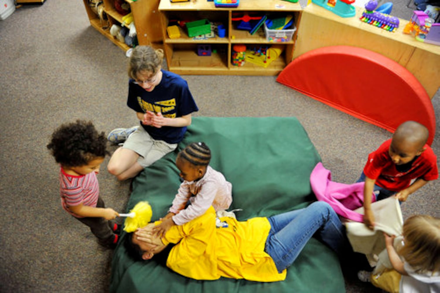 Students hope video helps Elaine Clark center