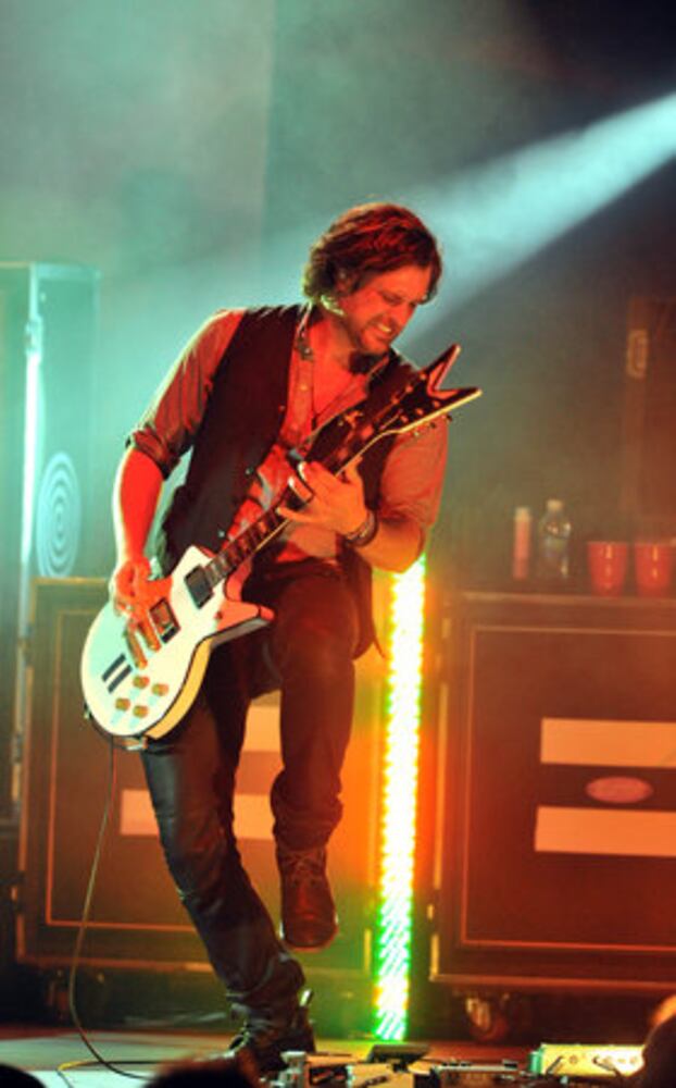 Collective Soul rocks Chastain Park