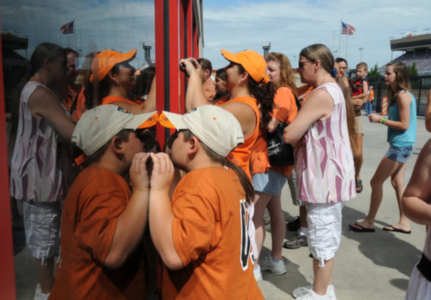 Fans flock to Dukesfest