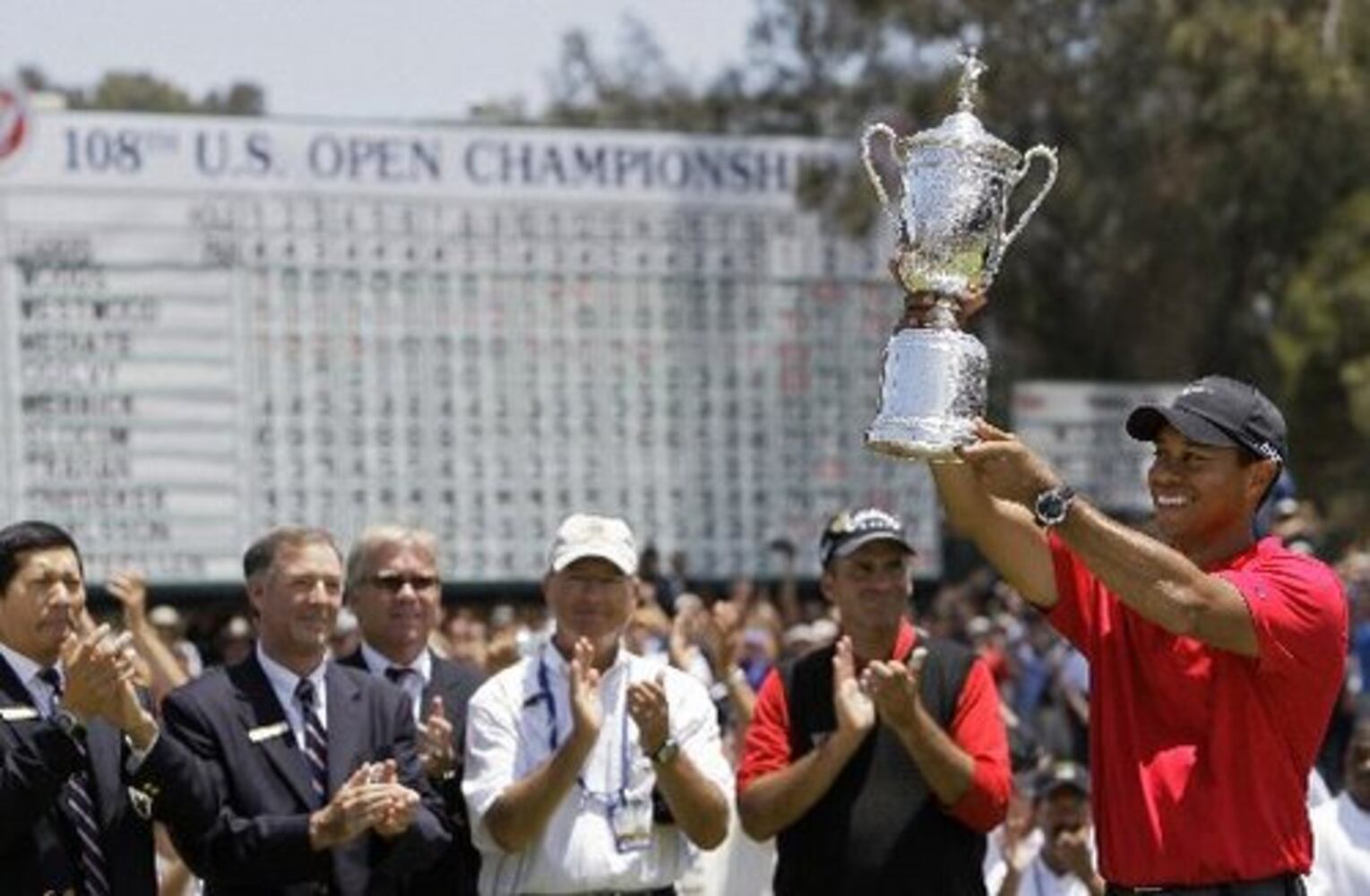 Tiger Woods wins dramatic U.S. Open