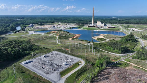 A drone image taken on Thursday, May 8, 2025, shows the Yates Power Plant in Newnan, Georgia. The plant has caught the attention of developers who want to build a large data center nearby, covering 4.9 million square feet. This proposed site is close to a big wooded area, and some local residents have shared their worries about the project.
(Miguel Martinez/AJC)