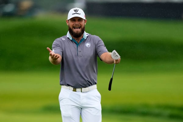 Tyrrell Hatton, of England, reacts after missing a putt on the 14th hole during the final round of the U.S. Open golf tournament at Oakmont Country Club Sunday, June 15, 2025, in Oakmont, Pa. (AP Photo/Seth Wenig)