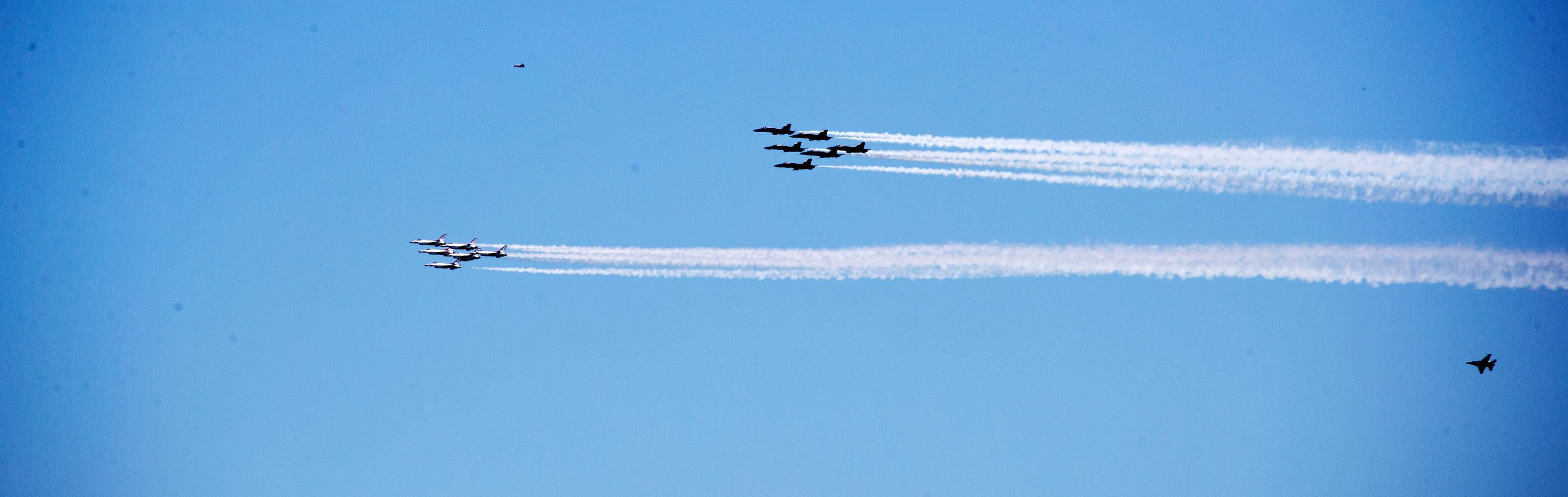 PHOTOS: Blue Angels, Thunderbirds fly over Atlanta