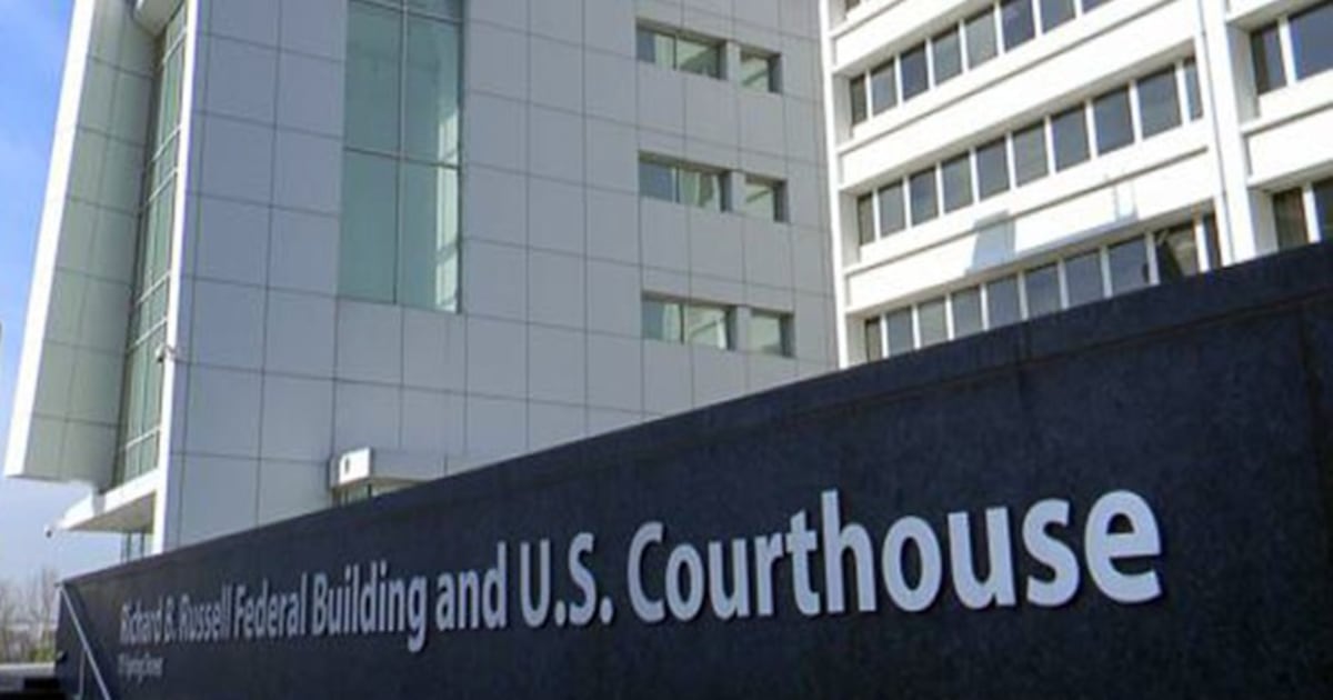 Migrant gave birth in U.S. then was sent back to Mexico. Now she’s suing