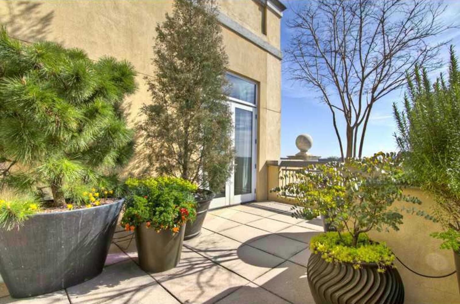 2500 Peachtree Rd NW APT 901S, Atlanta, GA 30305