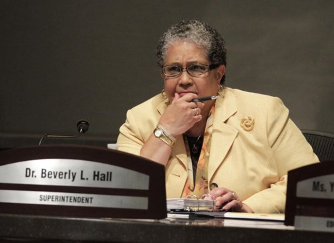 Beverly Hall appears before Atlanta School Board