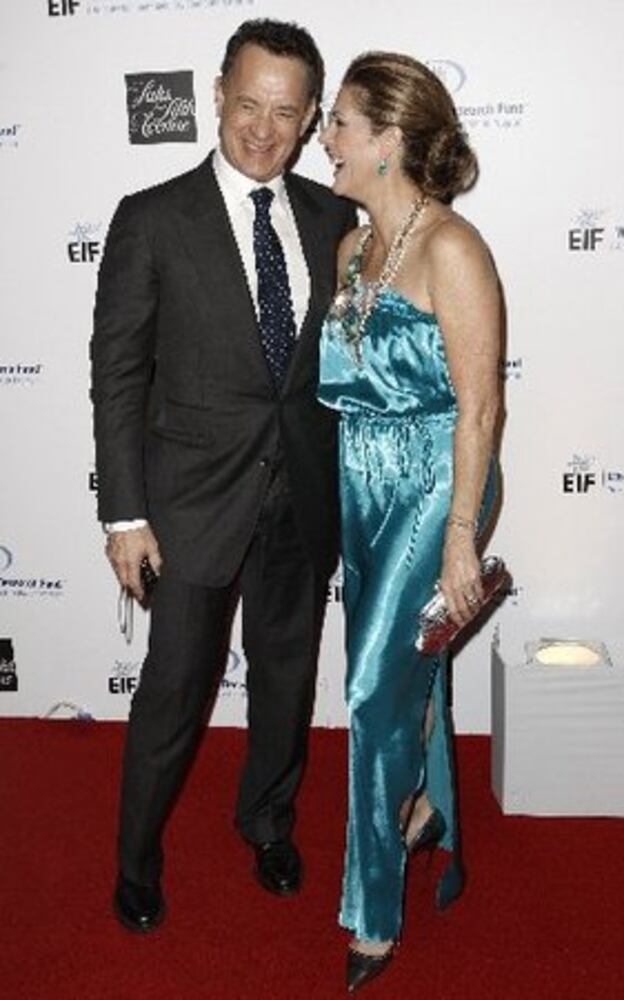 Cancer charity honors Paltrow, Courteney Cox