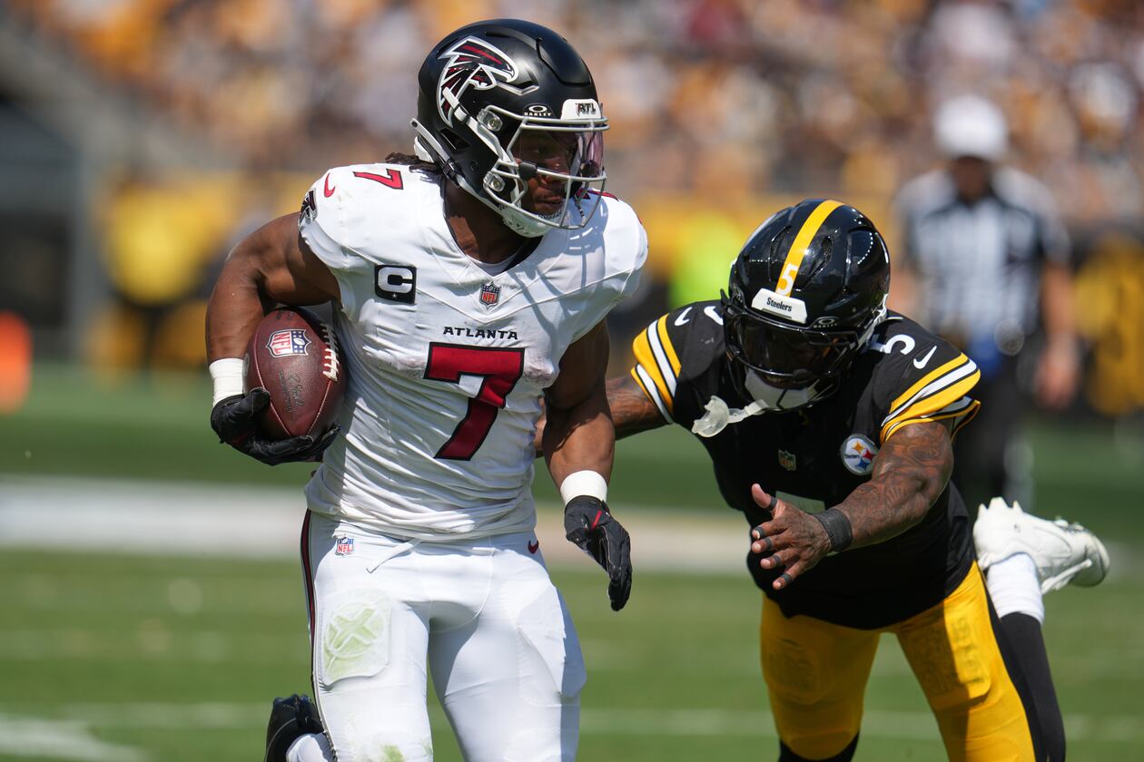 Falcons running back Bijan Robinson runs for a touchdown against the Steelers on Sunday, Sept. 13, 2026 in Pittsburgh. The Falcons took a 20-13 loss. (Gene J. Puskar/AP)