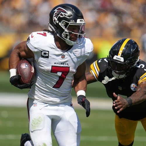 Falcons running back Bijan Robinson runs for a touchdown against the Steelers on Sunday, Sept. 13, 2026 in Pittsburgh. The Falcons took a 20-13 loss. (Gene J. Puskar/AP)