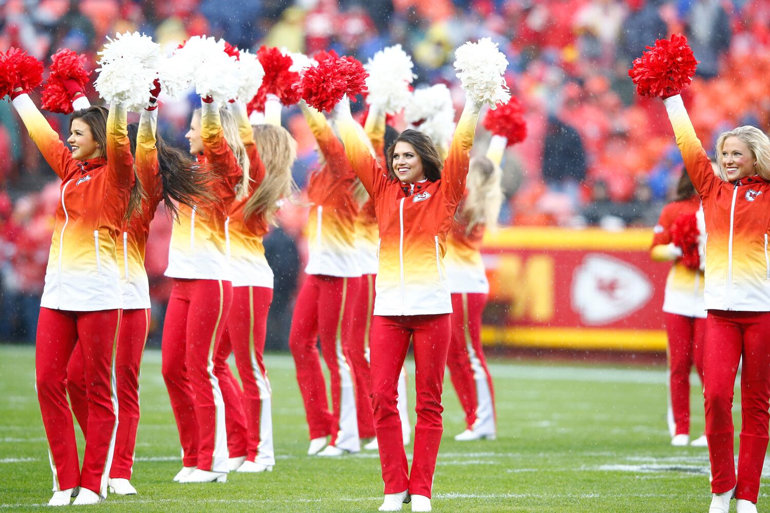 NFL cheerleaders Week 12