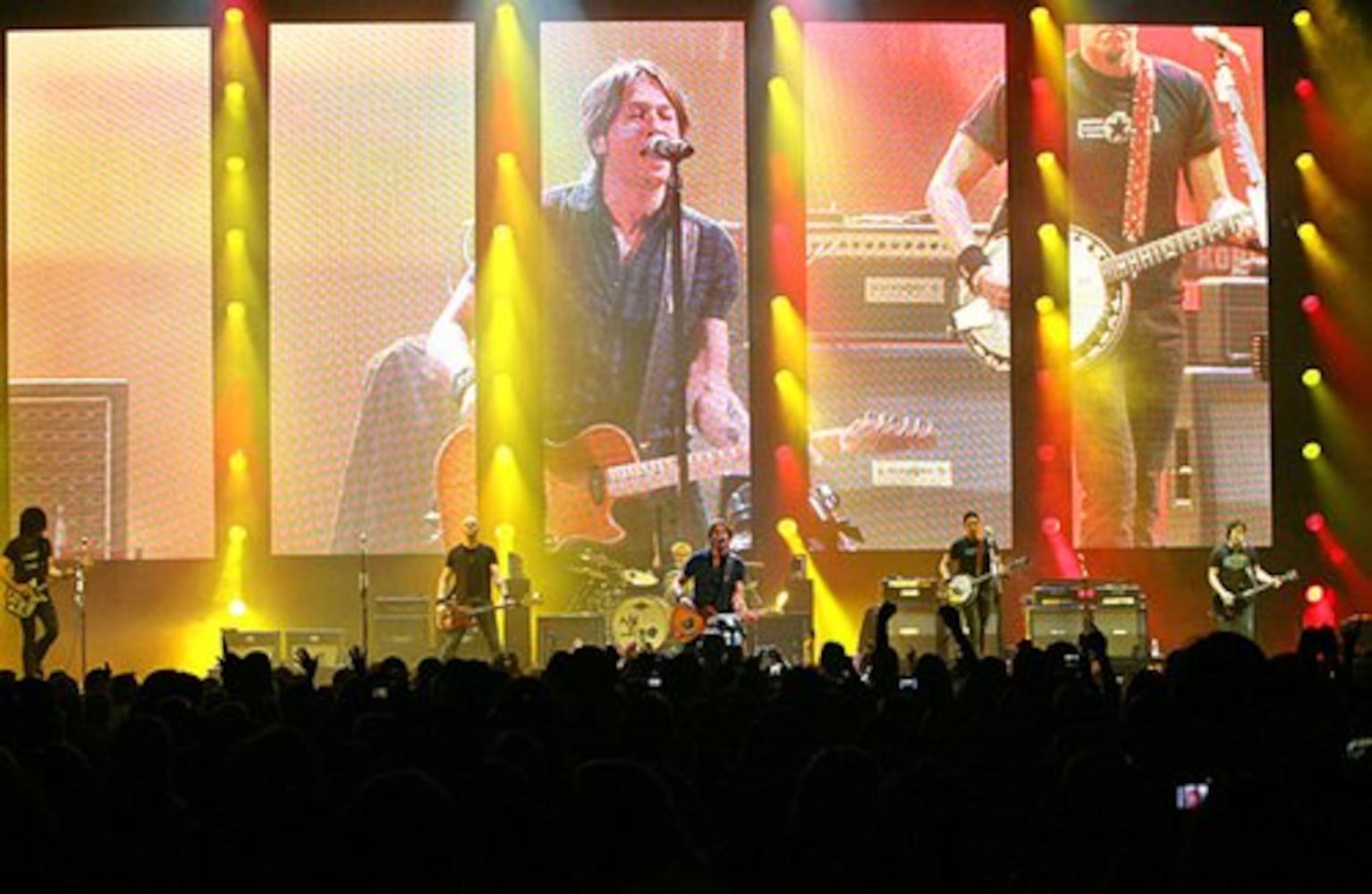 Keith Urban and Taylor Swift at Philips Arena