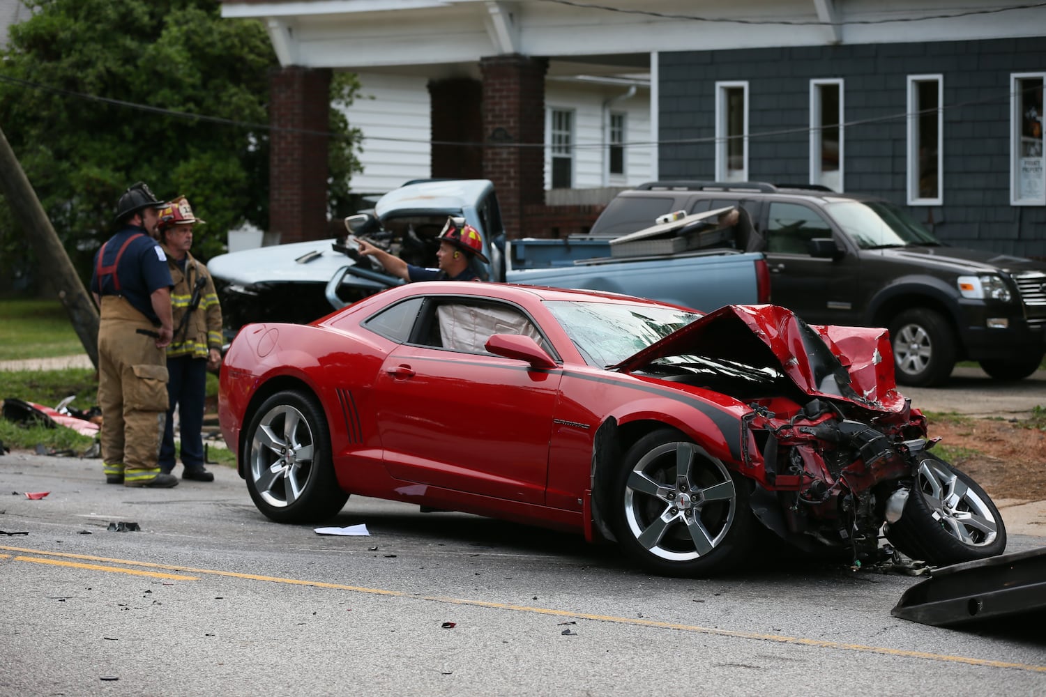 Officer involved crash on Moreland