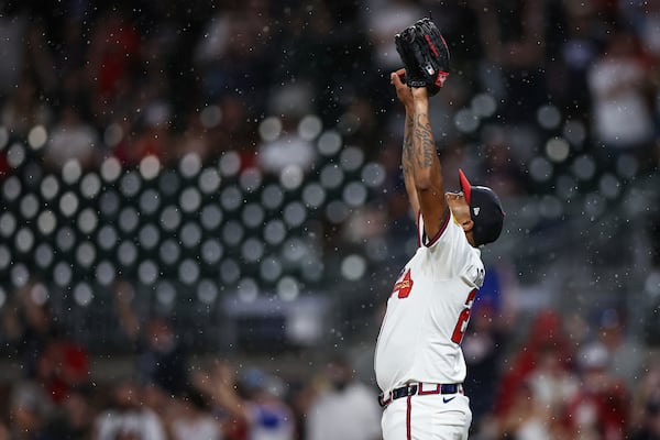 Braves closer Raisel Iglesias celebrates his save in Wednesday's 1-0 win over the White Sox. 