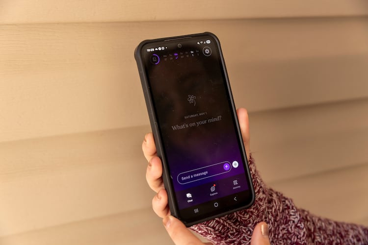 Ash, an AI chatbot, is seen on a phone, near Atlanta, Nov. 1, 2025. Ash is part of an increasingly contentious effort to provide automated alternatives to traditional therapy. (Kendrick Brinson/The New York Times)