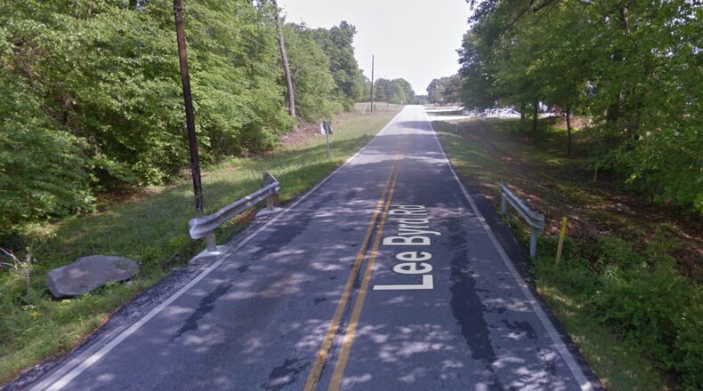Lee Byrd Road in Loganville will close for 3 to 4 weeks for culvert replacement over Big Flat Creek. Google Maps