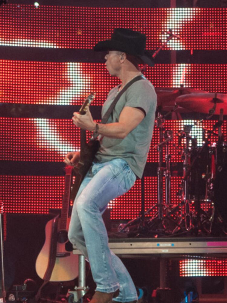 Kenny Chesney at RodeoHouston 2013