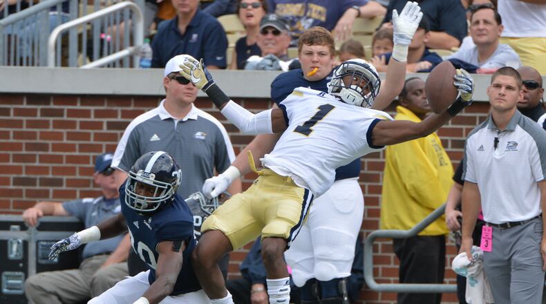October 15, 2016 Atlanta - Georgia Tech running back Qua Searcy (1) is not able to catch a pass under pressure from Georgia Southern cornerback Jessie Liptrot (30) in the first half at Bobby Dodd Stadium on Saturday, October 15, 2016. HYOSUB SHIN / HSHIN@AJC.COM