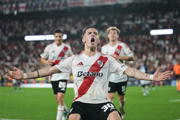 FIL _ Franco Mastantuono of Argentina's River Plate celebrates after scoring from the penalty spot his side's third goal against Ecuador's Independiente del Valle during a Copa Libertadores Group B soccer match at the Monumental stadium in Buenos Aires, Argentina, Thursday, May 15, 2025. (AP Photo/Gustavo Garello, File)