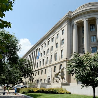 The Federal Trade Commission building in Washington, D.C., is seen on Thursday, Aug. 22, 2013. (Chuck Myers/TNS)