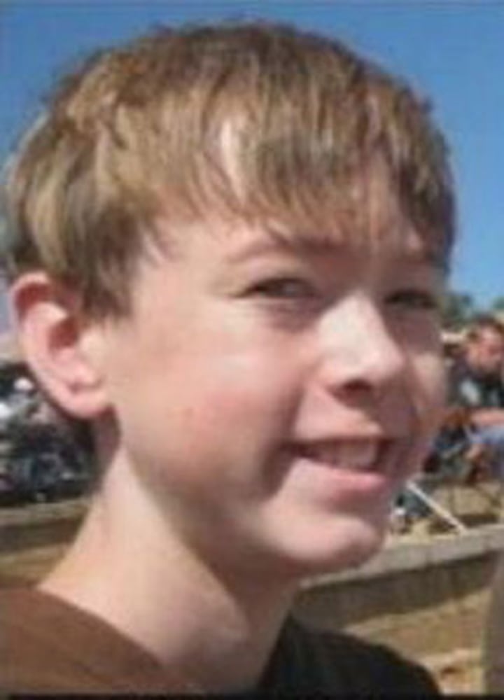 Boy dies after crash on Lake Lanier