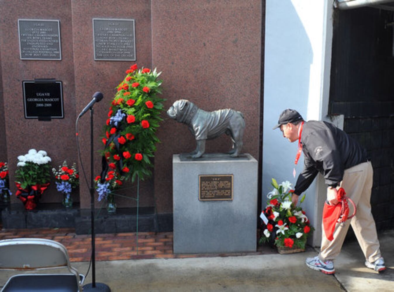 Memorial service for Georgia mascot Uga VII