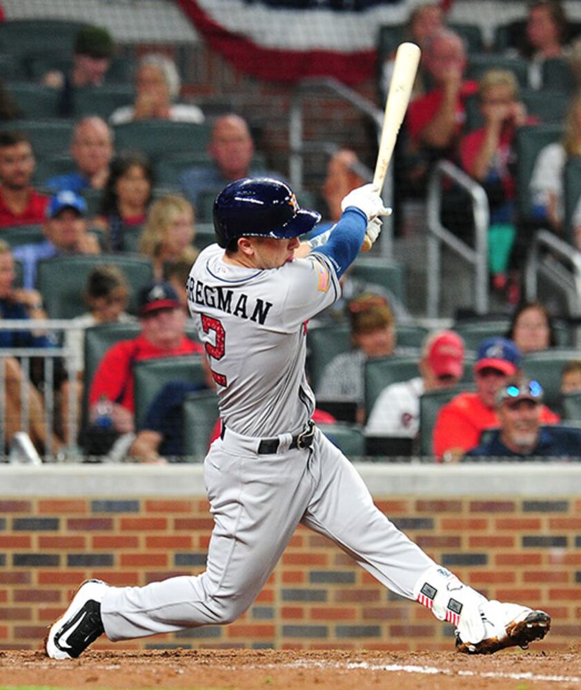 Photos: Freddie Freeman makes first start at third base