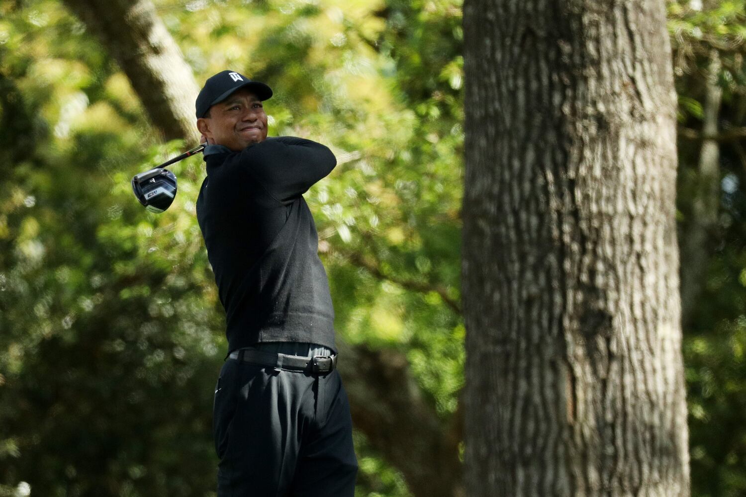 Photos: Tiger Woods at the Masters Thursday