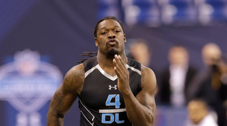 South Carolina defensive lineman Jadeveon Clowney runs the 40-yard dash at the NFL football scouting combine in Indianapolis, Monday, Feb. 24, 2014. (AP Photo/Nam Y. Huh) Jadeveon Clowney not surprisingly wowed scouts at NFL combine running a 4.47 40-yard dash. (AP photo)
