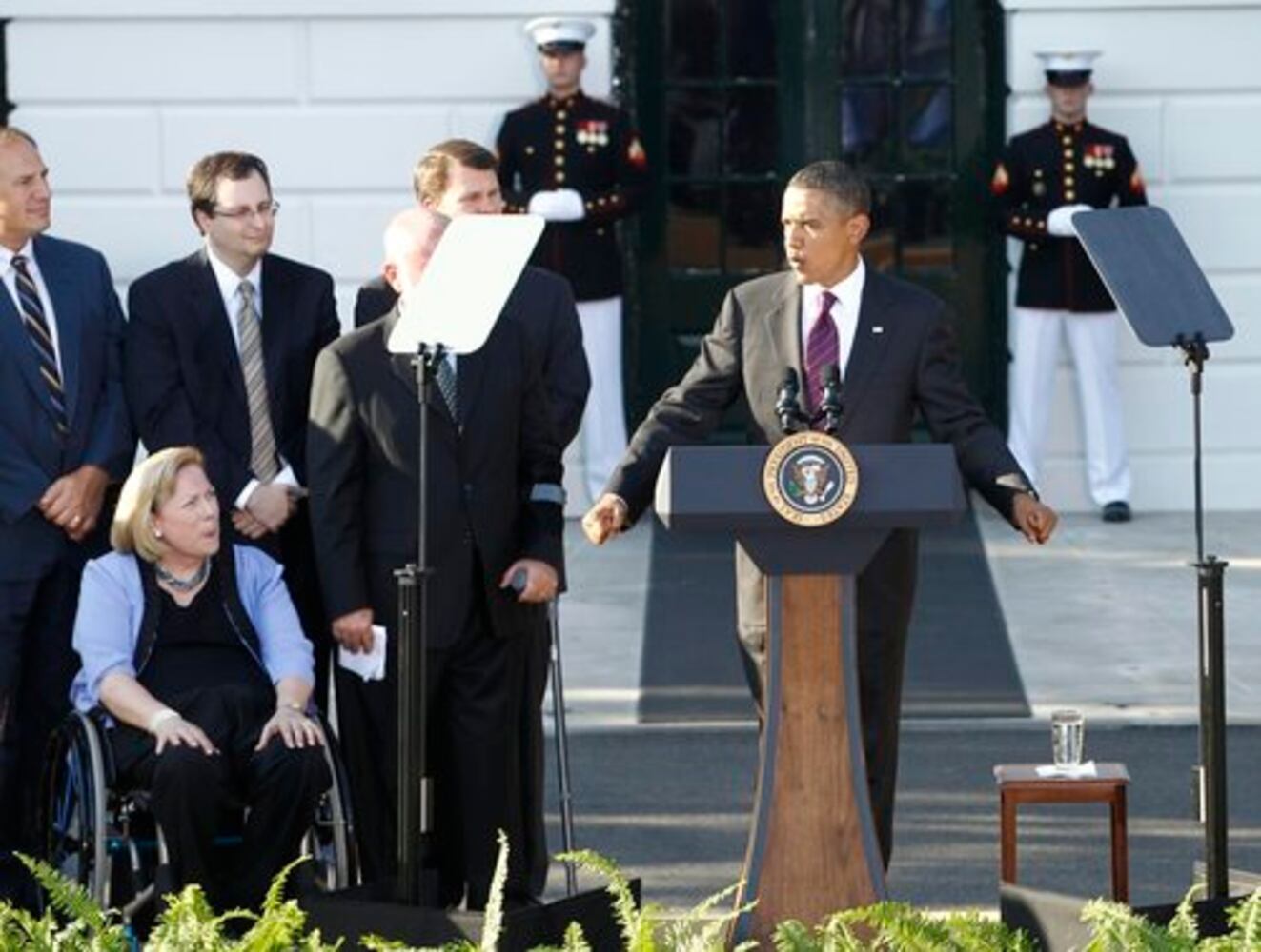 Patti LaBelle performs at the White House