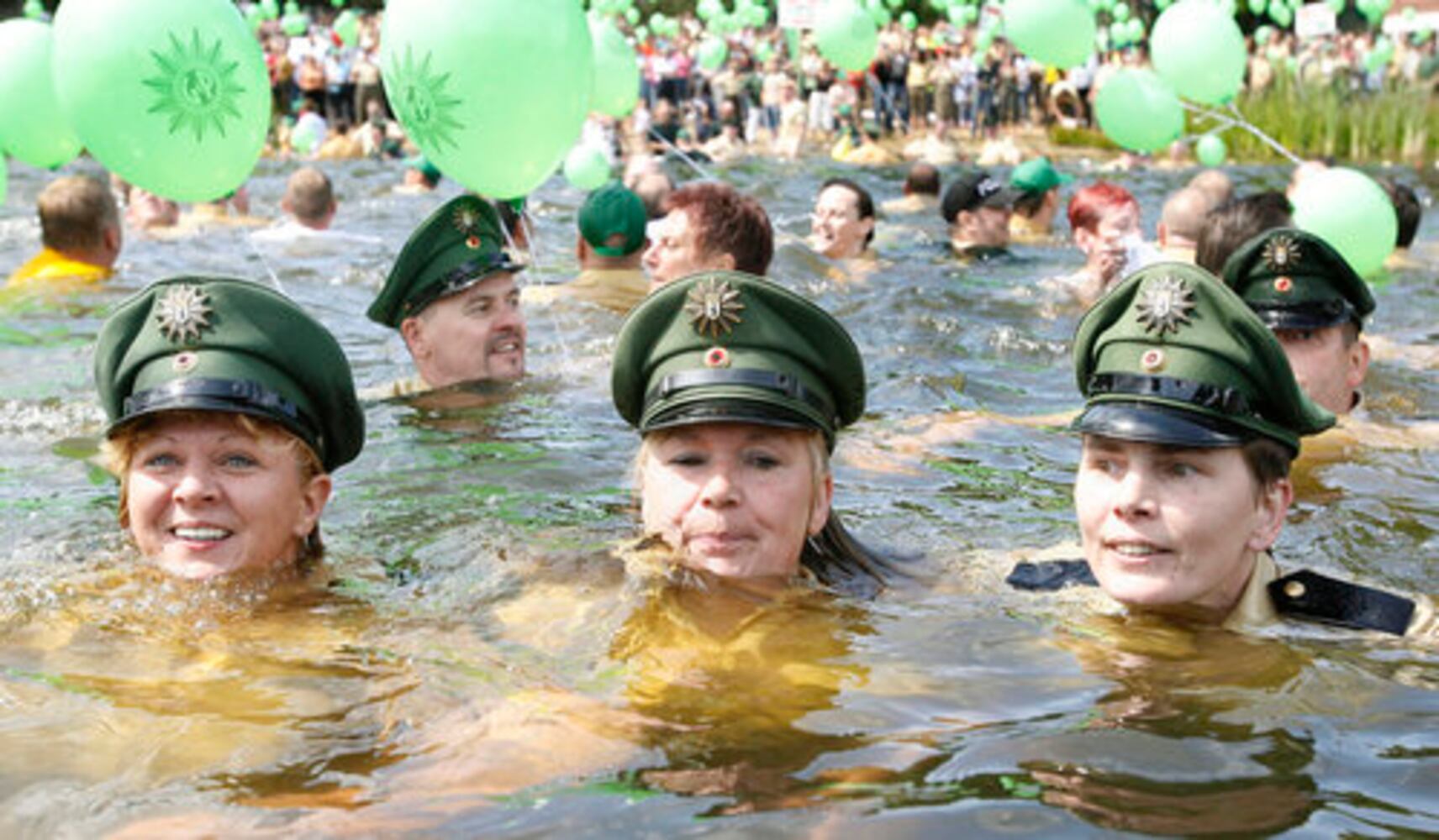 June 20, 2008: Today in Pictures