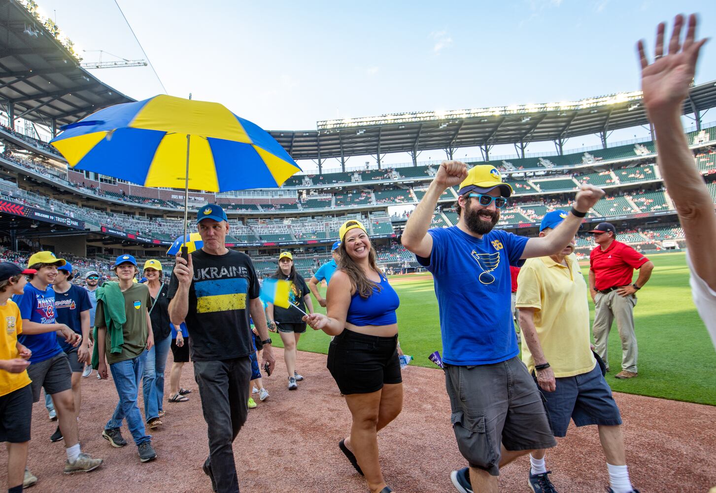 Helping Ukraine supporters attend Braves game for the cause